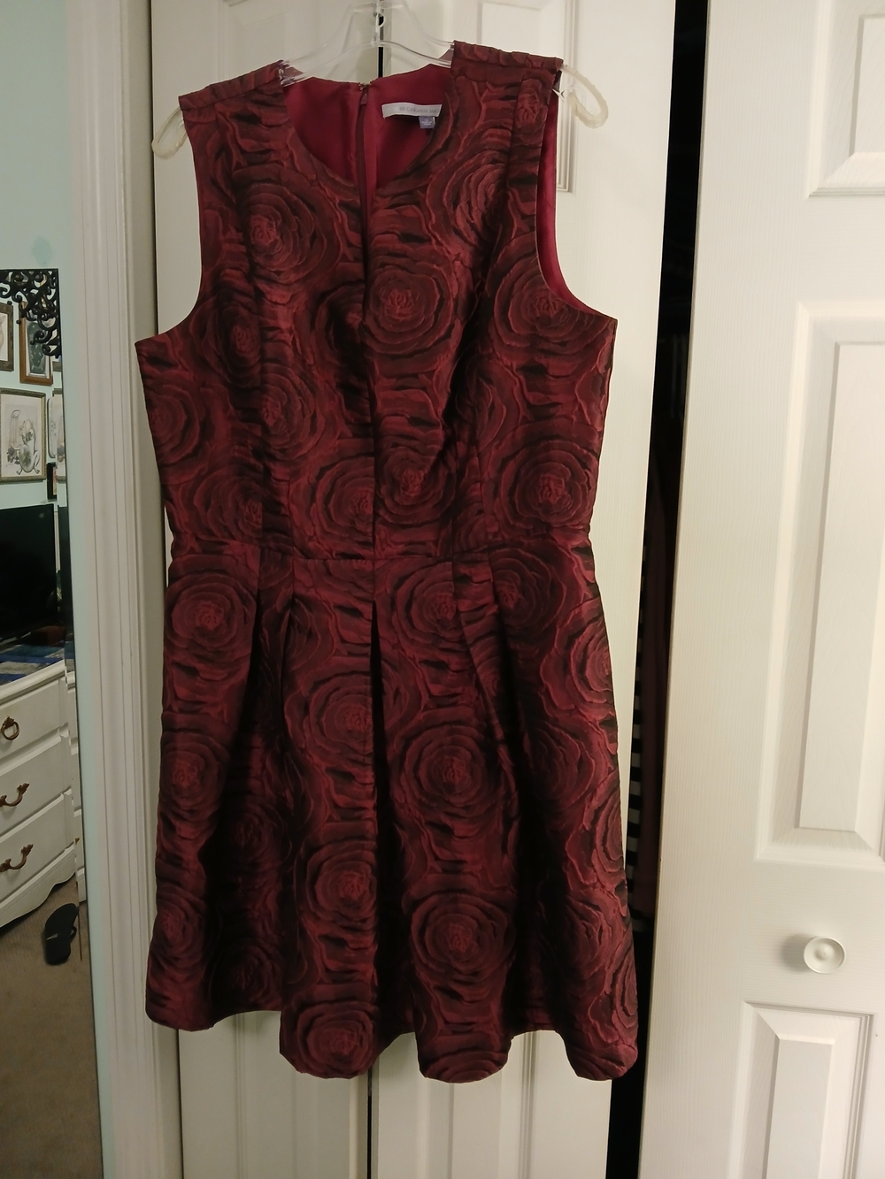 Carmen Marc Valvo Magenta Rose Jacquard Cocktail Dress